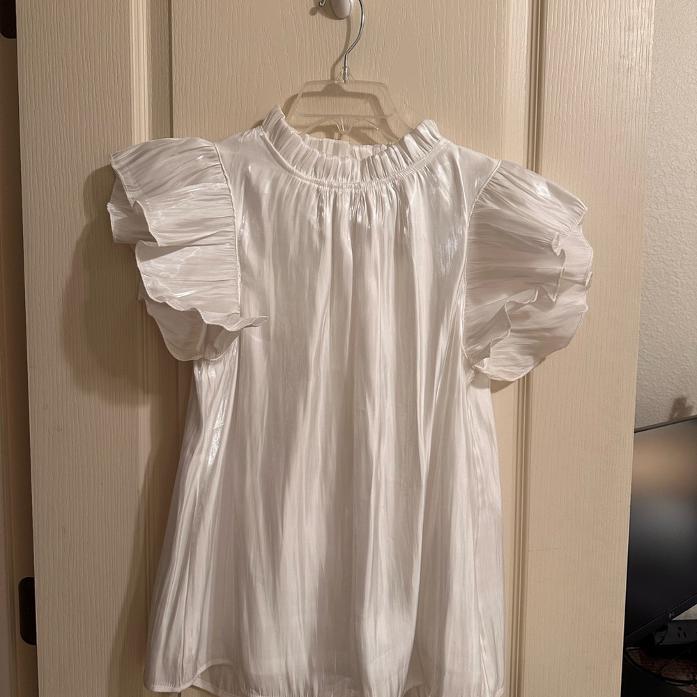 JODIFL Cream Ruffled Blouse